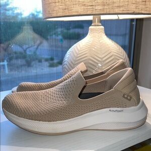 Ryka Slip-On Sneakers Women’s Size 7.5